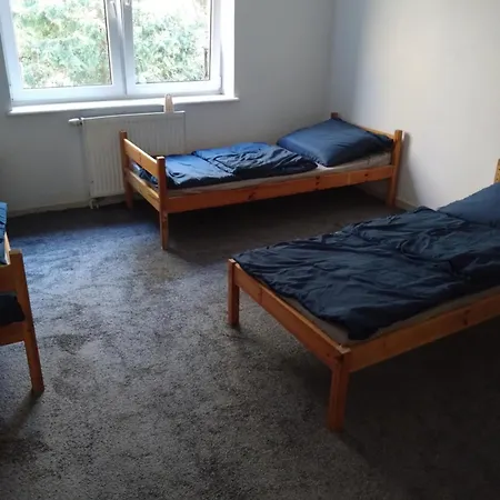 Apartament Tanie Pokoj Nr 3 1-4 Osobowy Z Lazienka Na Korytarzu Gdańsk